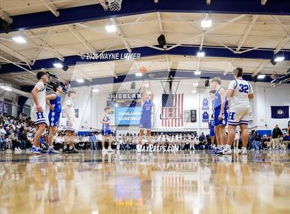 Thumbnail 1 in JV: Covington Catholic @ Highlands photogallery.