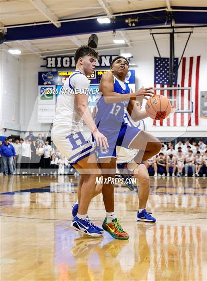 Thumbnail 3 in JV: Covington Catholic @ Highlands photogallery.