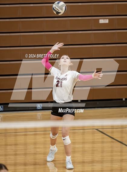 Thumbnail 2 in Millard South vs. Norfolk photogallery.