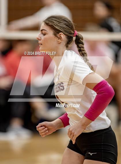 Thumbnail 2 in Millard South vs. Norfolk photogallery.