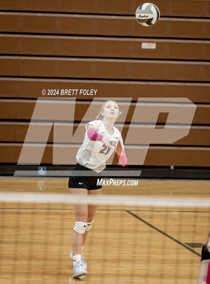 Thumbnail 1 in Millard South vs. Norfolk photogallery.