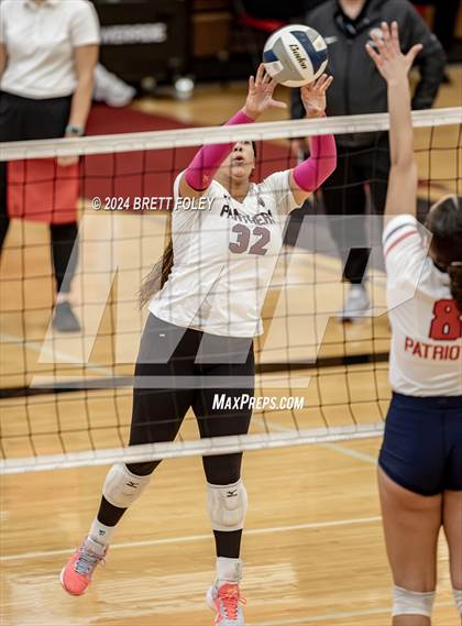 Thumbnail 1 in Millard South vs. Norfolk photogallery.