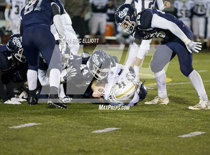 Thumbnail 2 in Hollidaysburg vs Oil City (5A Sub Regional) photogallery.