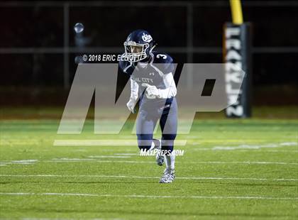 Thumbnail 1 in Hollidaysburg vs Oil City (5A Sub Regional) photogallery.