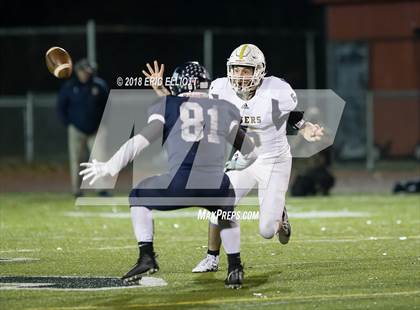 Thumbnail 3 in Hollidaysburg vs Oil City (5A Sub Regional) photogallery.