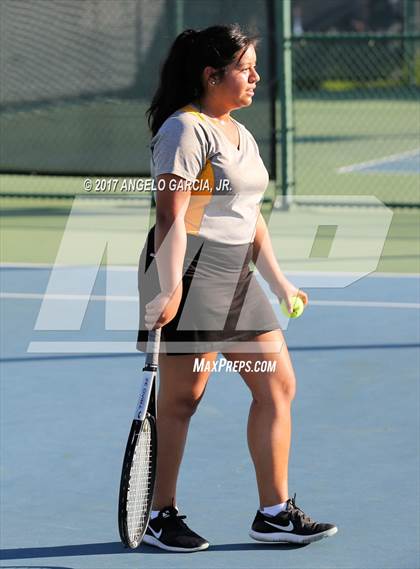 Thumbnail 3 in BVAL Semifinals photogallery.