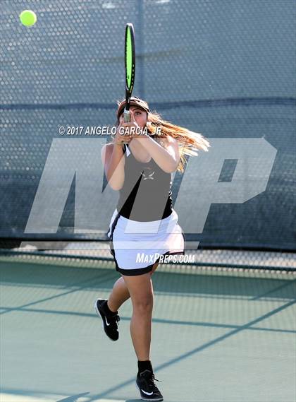 Thumbnail 1 in BVAL Semifinals photogallery.