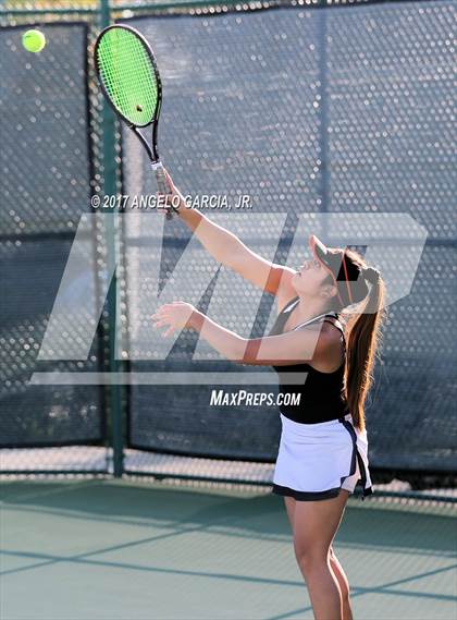 Thumbnail 3 in BVAL Semifinals photogallery.