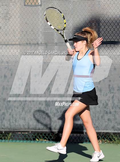 Thumbnail 2 in BVAL Semifinals photogallery.