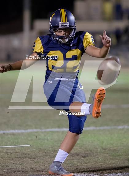 Thumbnail 2 in Wilson vs Marshall (CIF LACS Division II Playoff) photogallery.