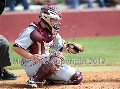 Thumbnail 2 in San Angelo Central vs. Round Rock (Langerhans Classic) photogallery.