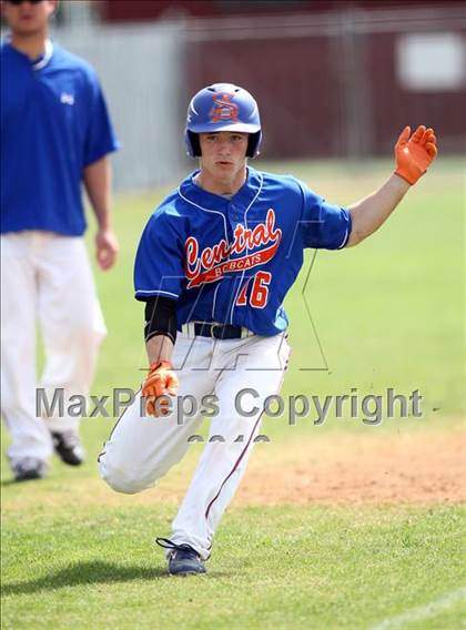 Thumbnail 1 in San Angelo Central vs. Round Rock (Langerhans Classic) photogallery.