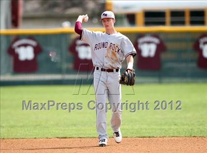 Thumbnail 2 in San Angelo Central vs. Round Rock (Langerhans Classic) photogallery.