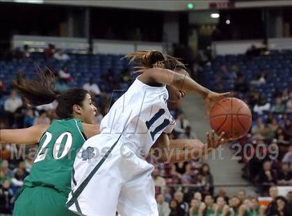 Thumbnail 1 in St. Mary's vs. Sacred Heart Cathedral (CIF NorCal D3 Final) photogallery.