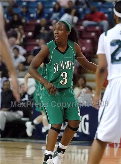 Thumbnail 3 in St. Mary's vs. Sacred Heart Cathedral (CIF NorCal D3 Final) photogallery.