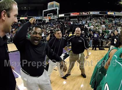 Thumbnail 2 in St. Mary's vs. Sacred Heart Cathedral (CIF NorCal D3 Final) photogallery.