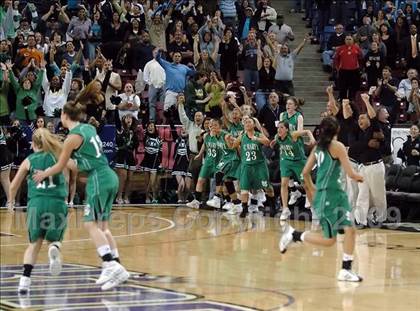 Thumbnail 3 in St. Mary's vs. Sacred Heart Cathedral (CIF NorCal D3 Final) photogallery.
