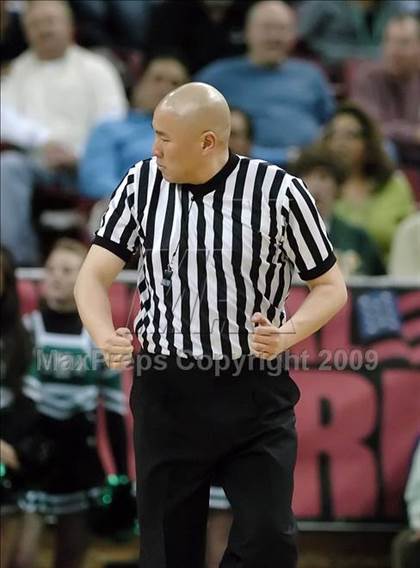 Thumbnail 3 in St. Mary's vs. Sacred Heart Cathedral (CIF NorCal D3 Final) photogallery.