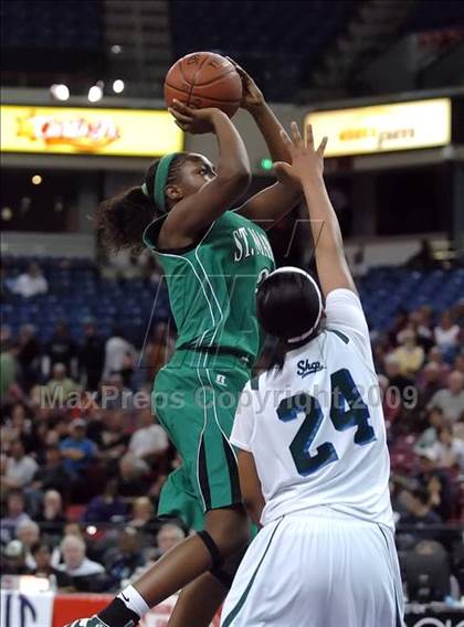 Thumbnail 2 in St. Mary's vs. Sacred Heart Cathedral (CIF NorCal D3 Final) photogallery.