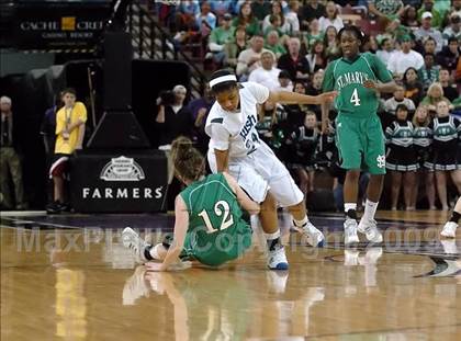 Thumbnail 2 in St. Mary's vs. Sacred Heart Cathedral (CIF NorCal D3 Final) photogallery.