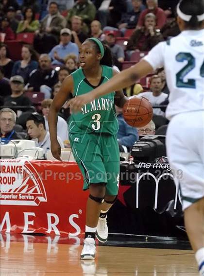 Thumbnail 3 in St. Mary's vs. Sacred Heart Cathedral (CIF NorCal D3 Final) photogallery.