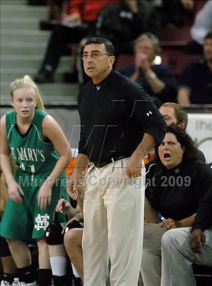 Thumbnail 3 in St. Mary's vs. Sacred Heart Cathedral (CIF NorCal D3 Final) photogallery.