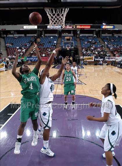 Thumbnail 2 in St. Mary's vs. Sacred Heart Cathedral (CIF NorCal D3 Final) photogallery.