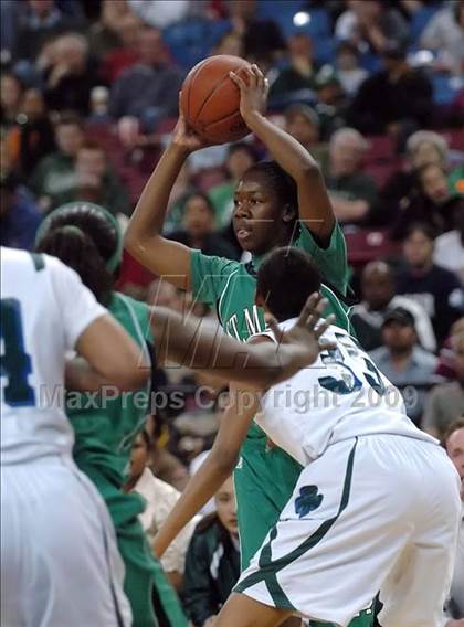 Thumbnail 1 in St. Mary's vs. Sacred Heart Cathedral (CIF NorCal D3 Final) photogallery.