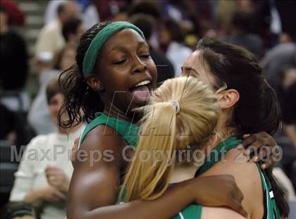 Thumbnail 1 in St. Mary's vs. Sacred Heart Cathedral (CIF NorCal D3 Final) photogallery.