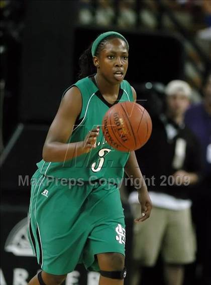 Thumbnail 2 in St. Mary's vs. Sacred Heart Cathedral (CIF NorCal D3 Final) photogallery.