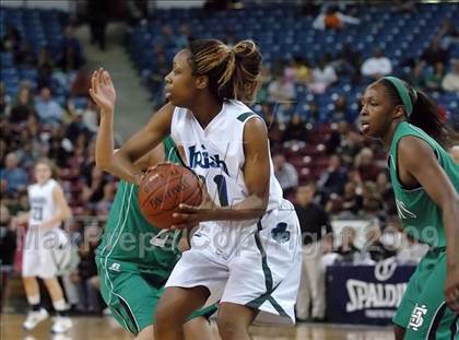 Thumbnail 3 in St. Mary's vs. Sacred Heart Cathedral (CIF NorCal D3 Final) photogallery.