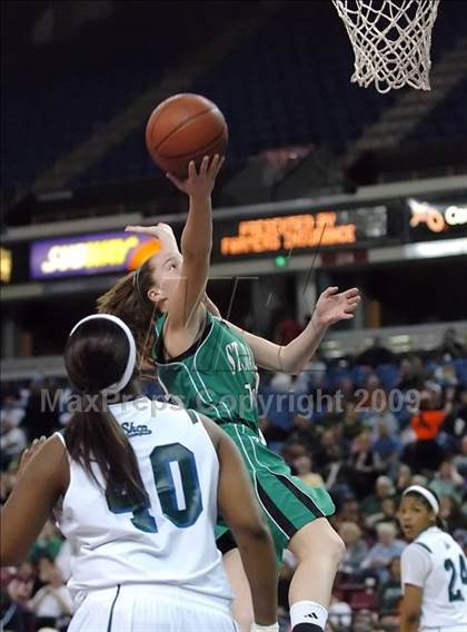 Thumbnail 1 in St. Mary's vs. Sacred Heart Cathedral (CIF NorCal D3 Final) photogallery.