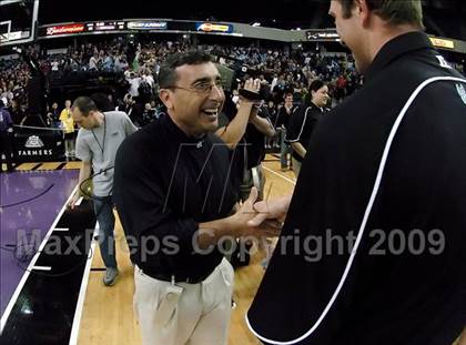 Thumbnail 3 in St. Mary's vs. Sacred Heart Cathedral (CIF NorCal D3 Final) photogallery.