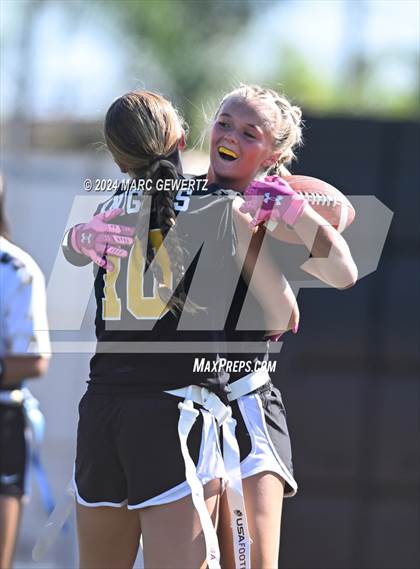 Thumbnail 1 in Canyon @ Foothill photogallery.