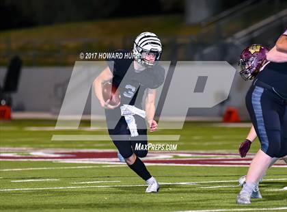 Thumbnail 2 in Whitesboro vs. Grandview (UIL 3A Division 1 Region 2 Regional Semifinal) photogallery.