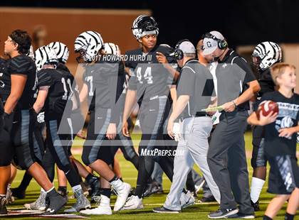 Thumbnail 1 in Whitesboro vs. Grandview (UIL 3A Division 1 Region 2 Regional Semifinal) photogallery.
