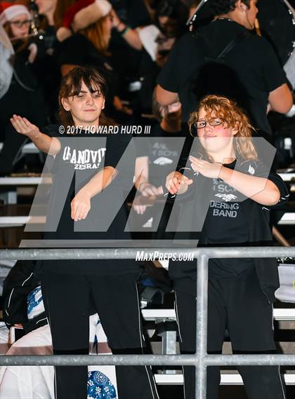 Thumbnail 1 in Whitesboro vs. Grandview (UIL 3A Division 1 Region 2 Regional Semifinal) photogallery.