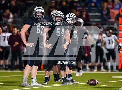 Thumbnail 1 in Whitesboro vs. Grandview (UIL 3A Division 1 Region 2 Regional Semifinal) photogallery.