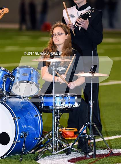 Thumbnail 3 in Whitesboro vs. Grandview (UIL 3A Division 1 Region 2 Regional Semifinal) photogallery.