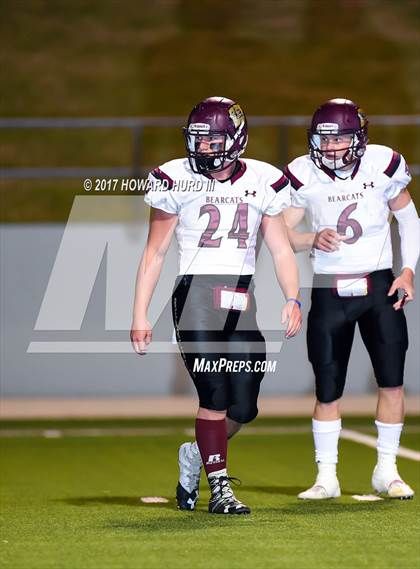 Thumbnail 1 in Whitesboro vs. Grandview (UIL 3A Division 1 Region 2 Regional Semifinal) photogallery.
