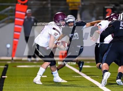 Thumbnail 1 in Whitesboro vs. Grandview (UIL 3A Division 1 Region 2 Regional Semifinal) photogallery.