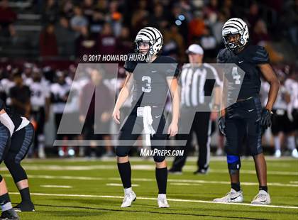 Thumbnail 3 in Whitesboro vs. Grandview (UIL 3A Division 1 Region 2 Regional Semifinal) photogallery.