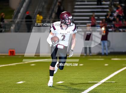 Thumbnail 1 in Whitesboro vs. Grandview (UIL 3A Division 1 Region 2 Regional Semifinal) photogallery.