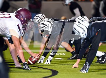 Thumbnail 3 in Whitesboro vs. Grandview (UIL 3A Division 1 Region 2 Regional Semifinal) photogallery.
