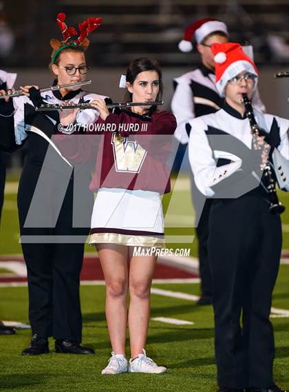 Thumbnail 1 in Whitesboro vs. Grandview (UIL 3A Division 1 Region 2 Regional Semifinal) photogallery.