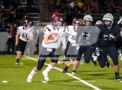 Thumbnail 3 in Whitesboro vs. Grandview (UIL 3A Division 1 Region 2 Regional Semifinal) photogallery.