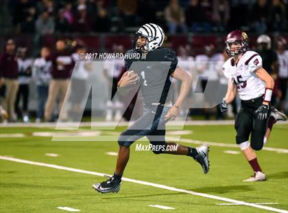 Thumbnail 3 in Whitesboro vs. Grandview (UIL 3A Division 1 Region 2 Regional Semifinal) photogallery.