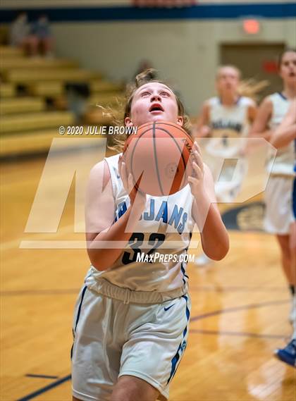 Thumbnail 2 in Hamilton Southeastern @ Indianapolis Bishop Chatard photogallery.