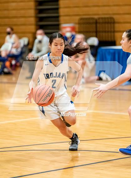 Thumbnail 1 in Hamilton Southeastern @ Indianapolis Bishop Chatard photogallery.