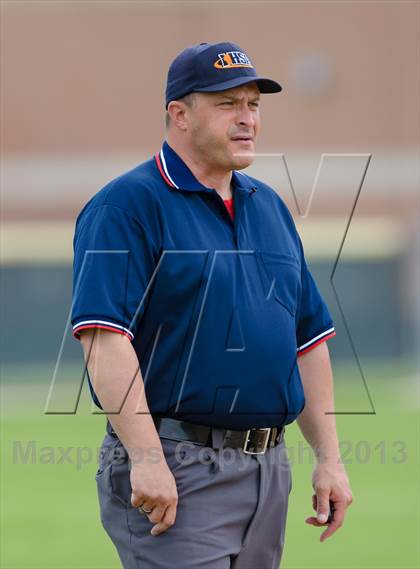 Thumbnail 2 in Stevenson v. Glenbrook South (IHSA Class 4A Sectional Semifinal) photogallery.